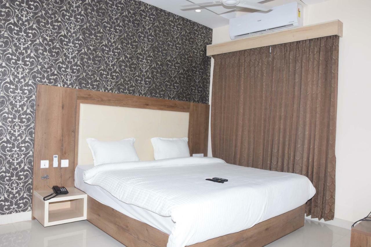 Salem Regency - A Business Stay 外观 照片